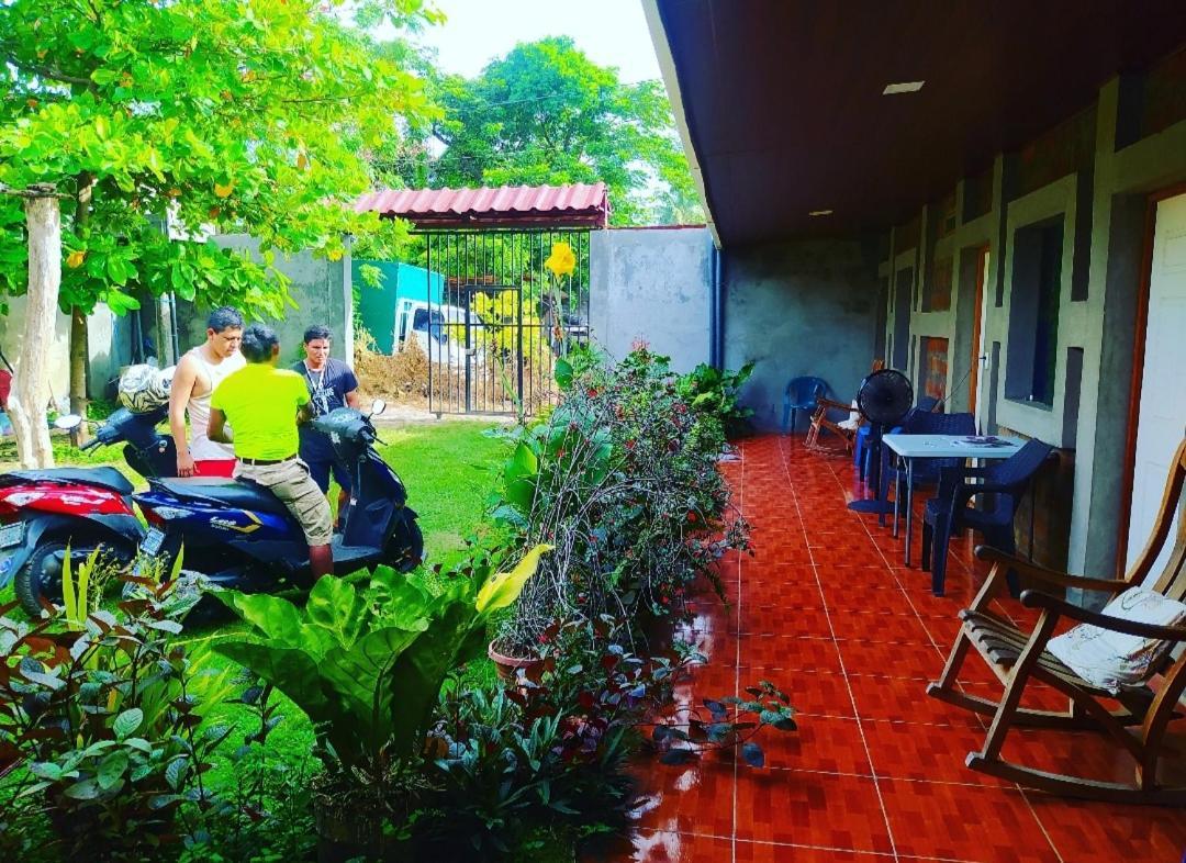 Rustic House Hostel Moyogalpa Esterno foto